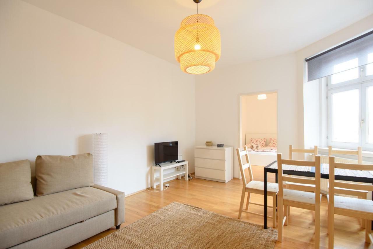 Central Living Apartment 1090 Вена Экстерьер фото